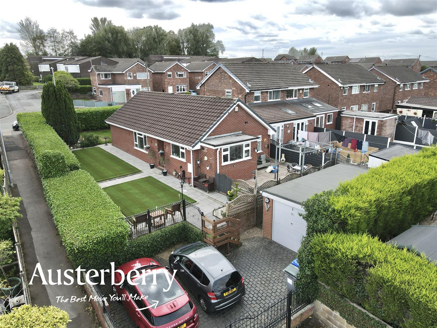 2 bed property in Hoveringham Drive, Stoke-On-Trent